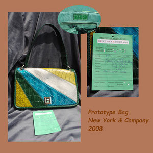 2008 Prototype NY & COMPANY Envelope Shoulder Bag